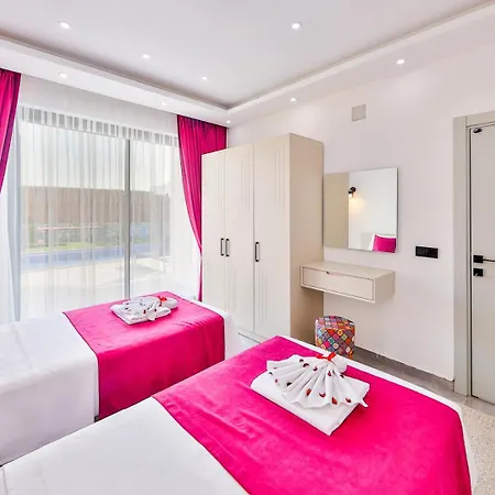 Isik Hotel 4*